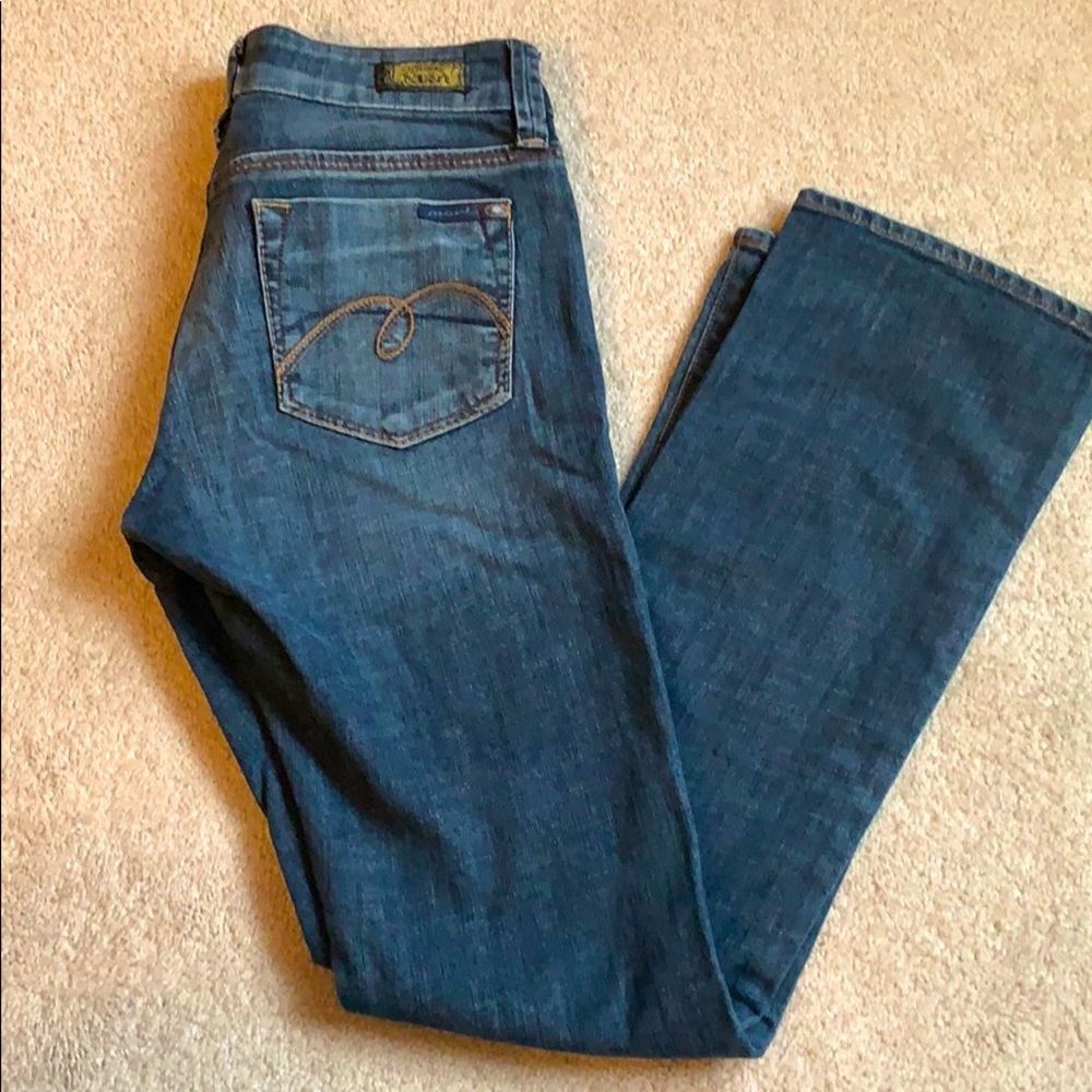 Mavi Jeans